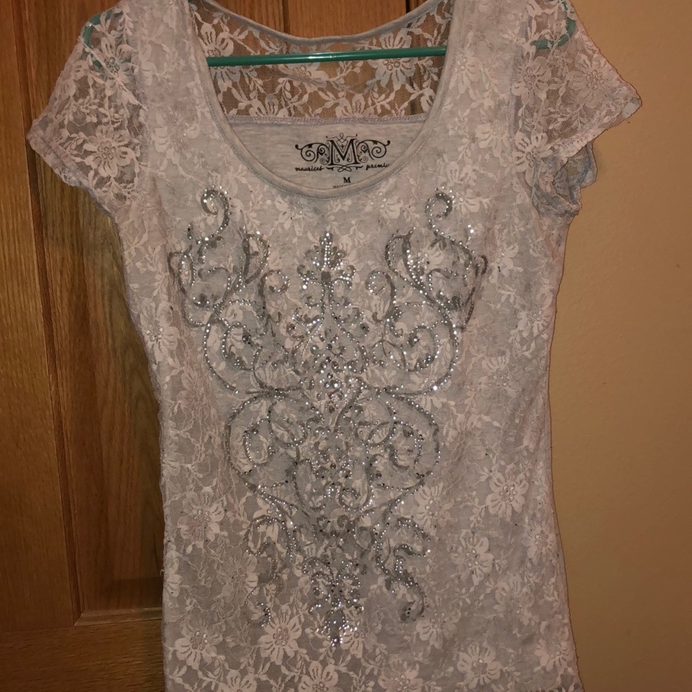 White t shirt with bling